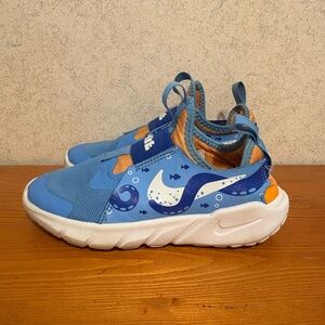 Nike Flex Runner 2 lil Octopus Kids Blue and Orange Shoes Size 1 Youth